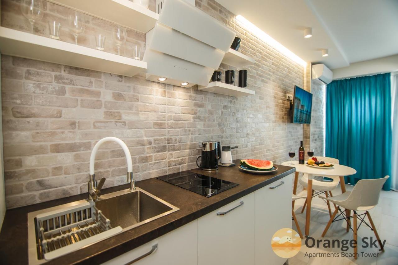 Orange Sky Apartments Beach Tower Batum Dış mekan fotoğraf